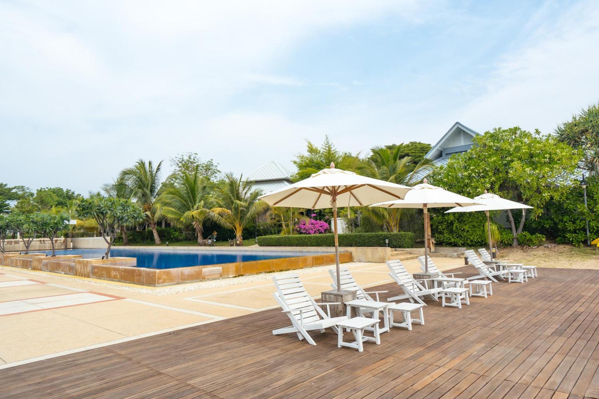 Sirarun Resort Ban Krut  Bagian luar foto